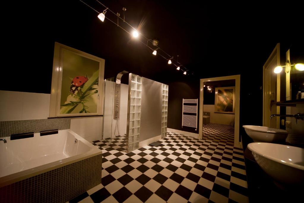 Raadhuis Dinther Suites Heeswijk-Dinther ห้อง รูปภาพ